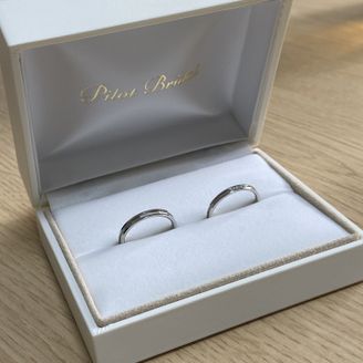 【PILOT BRIDAL(パイロットブライダル)】の口コミ ２人ともアクセサリーをつけたり、装飾品にお金をかけるタイプではなかった...