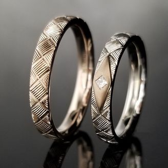 【TANZO.(鍛造指輪)】暖かみのある桜色の結婚指輪