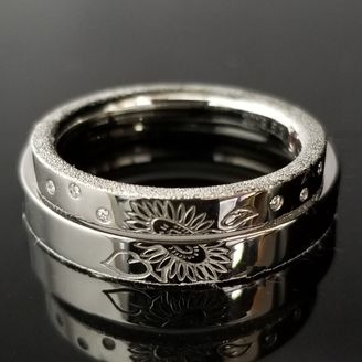 【TANZO.(鍛造指輪)】大輪のヒマワリが咲く素敵な鍛造マリッジリング