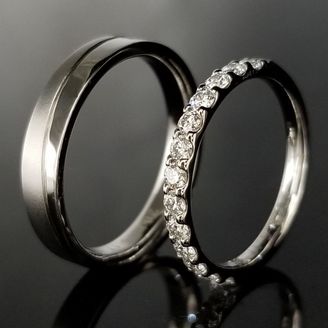 【TANZO.(鍛造指輪)】ダイヤを支えて離さない、職人が魂で鍛えたプラチナの結婚指輪