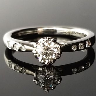 【TANZO.(鍛造指輪)】繊細で洗練されたデザインのご婚約指輪