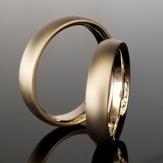 【TANZO.(鍛造指輪)】TANZOカラーをつや消しで落ち着いた結婚指輪