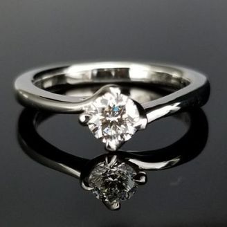 【TANZO.(鍛造指輪)】一体型のウェーブエンゲージリング