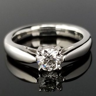 【TANZO.(鍛造指輪)】横からもダイヤモンドが楽しめる王道デザインの婚約指輪