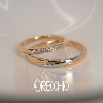 【ORECCHIO(オレッキオ)】カント～canto　ストレートアームを斜めに走るプラチナのラインとダイヤモンドがポイント