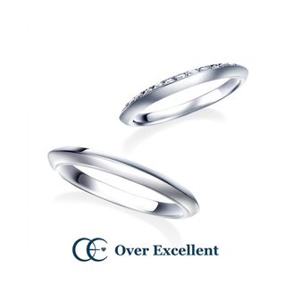 【Over Excellent(オーバーエクセレント)】【Blue Moon Rose ブルームーン・ローズ -月のひかり-】エッジにダイヤモンドが施された、精巧なデザインが美しいリング。