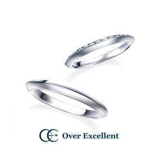 【Over Excellent(オーバーエクセレント)】 【Blue Moon Rose ブルームーン・ローズ -月のひかり-】エッジにダイヤモンドが施された、精巧なデザインが美しいリング。