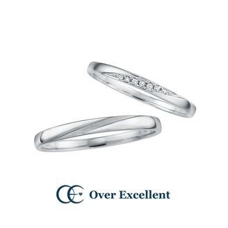 【Over Excellent(オーバーエクセレント)】【Astilbe アスチルベ -恋の訪れ-】優美に流れるようなラインに輝くメレダイヤモンド。上品な存在感。