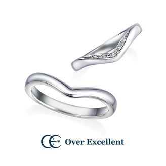 【Over Excellent(オーバーエクセレント)】 【Lily ユリ -純潔-】柔らかで丸みのあるVラインが優美で洗練された印象。