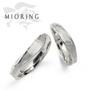 【MIORING(ミオリング)】MIORING 月灯 -つきあかり-   和紙の雲の間から望む三日月のように