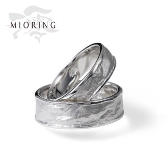 【MIORING(ミオリング)】 MIORING 和紙の優しい風合いが寄りそう結婚指輪 燈-ともしび-
