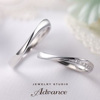 【JEWELRY STUDIO Advance(ジュエリースタジオアドバンス)】【Advance】Grace（グレース）『上品なウェーブライン』