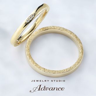 【JEWELRY STUDIO Advance(ジュエリースタジオアドバンス)】【Advance】鍛造シリーズ『リング側面の鎚目加工もこだわり』