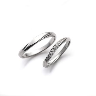 【LOVEST(ラヴェスト)】EMOTION [感動の約束]