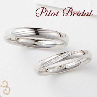 【PILOT BRIDAL(パイロットブライダル)】 斜めに入った流線は指先を細く長く見せる効果あり〈Promise〉