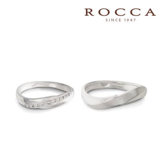 【ROCCA(ロッカ)】 【ROCCA】斜めのダイヤモンドのラインが綺麗！シンプルで仕事中も着けやすいマリッジリング DI-5D/5L