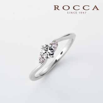【ROCCA(ロッカ)】 【ROCCA】サイドのピンクダイヤが可愛い！シンプルエンゲージリング SW-14R