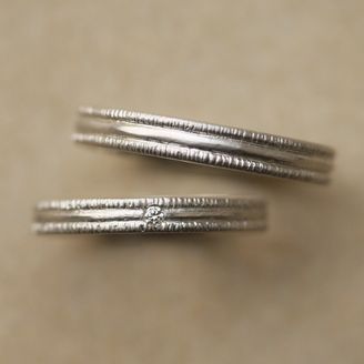 【BROOCH(ブローチ)】TOUCH（タッチ）