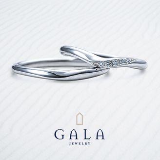 【GALA JEWELRY(ガラジュエリー)】【GALA】緩やかなV字がお指にフィット！着け心地抜群なマリッジリング☆