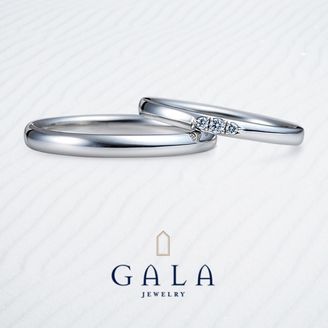 【GALA JEWELRY(ガラジュエリー)】【GALA】細身リングにシンメトリーのメレがかわいい！！人気のストレートタイプ♪