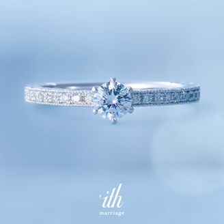 【ith(イズ)】 【横顔も美しく】イリス / Iris