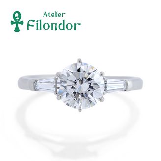 【アトリエフィロンドール】【アトリエ・フィロンドール】リフォーム婚約指輪 1ctのダイヤとテーパーダイヤが際立つ婚約指輪
