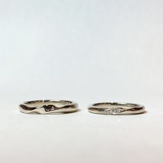 【Smith(工房スミス)】【隠れ家工房でつくる】曲線美にぬくもりを残す、彫金工法のメビウスリング360