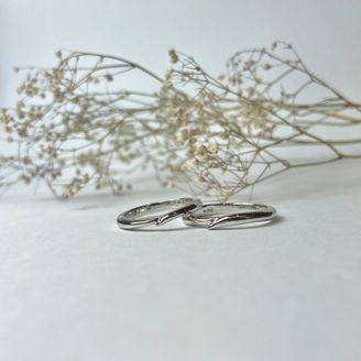 【Smith(工房スミス)】【隠れ家工房でつくる】猫のしっぽをデザインした結婚指輪