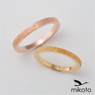 【鶴(mikoto)】【19TE-023】繊細な彫りを施したデザインのおしゃれな結婚指輪