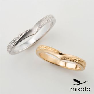 【鶴(mikoto)】【18MA-018a】藤の花のイメージした彫り模様の和風の結婚指輪
