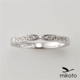 【鶴(mikoto)】【19MA-028a】重ねづけにぴったりのリボンフォルムの婚約指輪