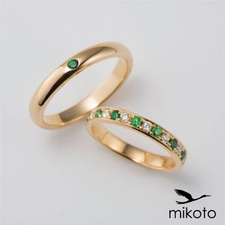【鶴(mikoto)】 【18MA-004a】ガーネットをあしらったエタニティデザインの結婚指輪