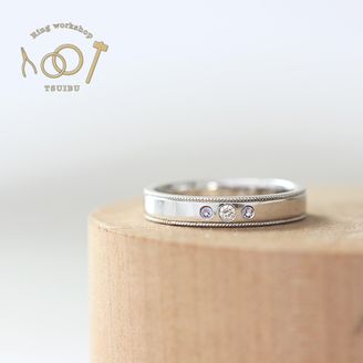【ついぶ工房】【想いを込めた手作り婚約指輪】プラチナ・平打型ミルグレイン・鏡面仕上げ