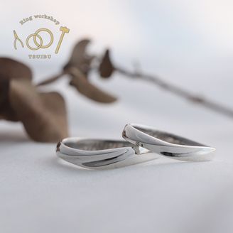 【ついぶ工房】【二人の想いが詰まった手作り結婚指輪】プラチナ・甲丸型・鏡面仕上げ