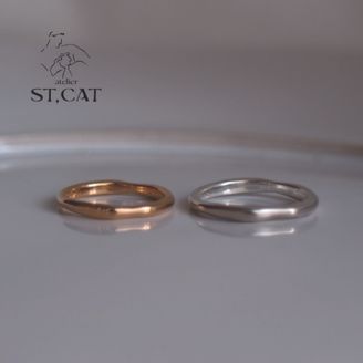 【atelier ST, CAT(アトリエ エスティーキャット)】なめらかな素肌のようなさりげなさ【オーダー結婚指輪】Skin