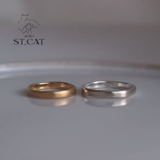 【atelier ST, CAT(アトリエ エスティーキャット)】 ミニマルな洗練と手作業の優しさを感じるリング【オーダー結婚指輪】Poisson