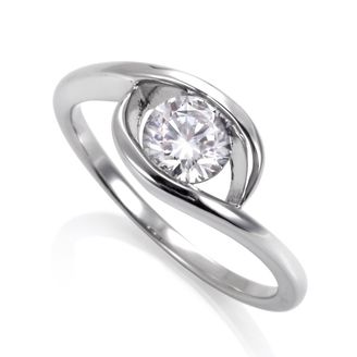 【DIAMOND DOT LAB(ダイアモンド ドット ラボ)】4ER-03-03　エンゲージリング　/ 引っ掛かりのない婚約指輪です。 