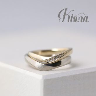 【atelier Kiona(アトリエキオナ)】【オーダーメイド】指長効果ありのUライン♪内側には趣味のバイクを刻印！