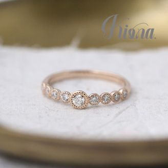 【atelier Kiona(アトリエキオナ)】【オーダーメイド】ハーフエタニティと一粒ダイヤのいいとこ取りな婚約指輪