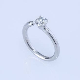 【ENEY(エネイ)】ONE PT900 0.5CT ROUND RING