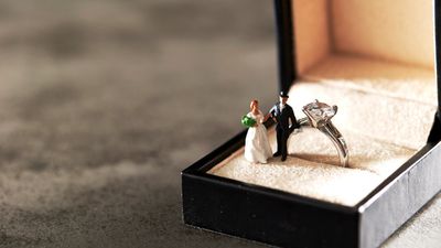 婚約指輪いらない派の理由をアンケート調査！指輪の代わりを紹介