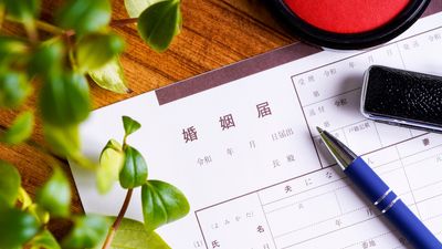 プロポーズから入籍までの”婚約期間”はどれくらいが一般的？やるべきことや流れも解説！