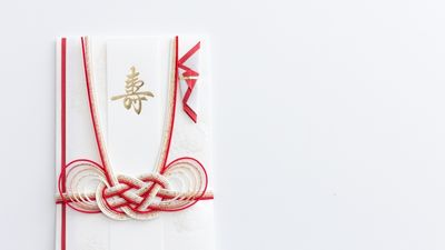 結婚式のお車代の封筒マナーとは？いつ・誰に・いくら渡すのかを解説！