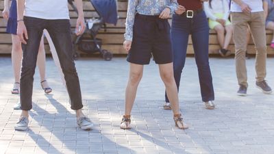 フラッシュモブでのプロポーズは人気がない？実施方法と注意点