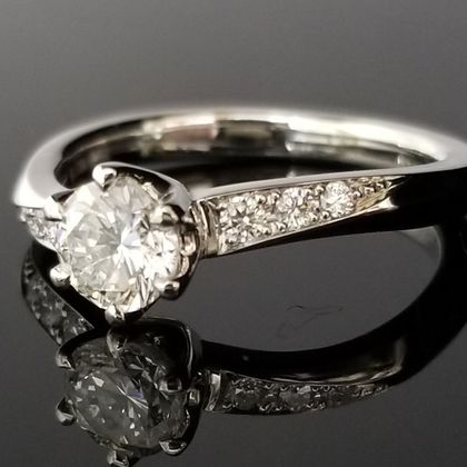 【TANZO.(鍛造指輪)】人気の面取りデザイン