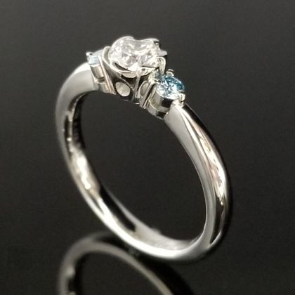 【TANZO.(鍛造指輪)】お花デザインの婚約指輪