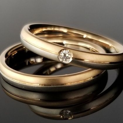 【TANZO.(鍛造指輪)】コーラルゴールドとプラチナ2色の鍛造指輪