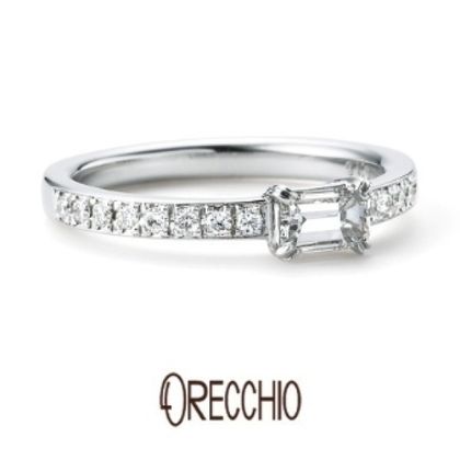 【ORECCHIO(オレッキオ)】＜siena～シエナ＞SE-1101 エメラルドカットダイヤの透明な輝き×メレダイヤの煌びやかな輝き