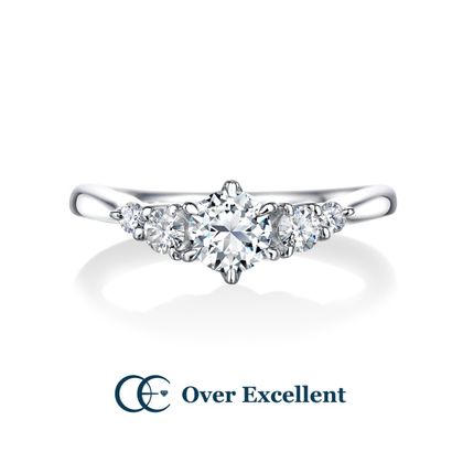 【Over Excellent(オーバーエクセレント)】【Sweet pea スイートピー -門出-】緩やかなVラインに輝くダイヤモンド。さりげなくも甘い香りがするように輝きを存分に活かしたデザイン。