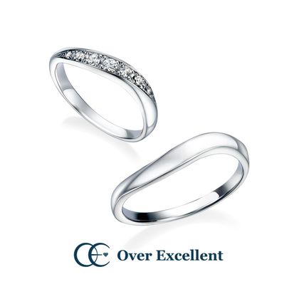 【Over Excellent(オーバーエクセレント)】【Star of bethlehem　スターオブベツレヘム　-流れ星-】真っすぐ向き合うふたりを導き輝く流れ星をイメージした優美な曲線。